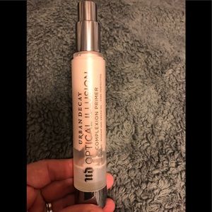 Urban Decay face primer